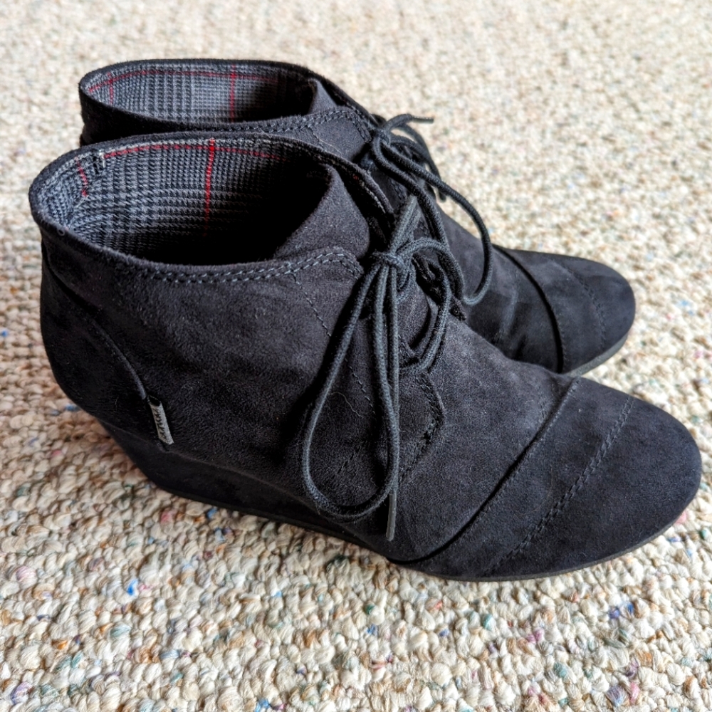 Black Bongo wedge ankle booties